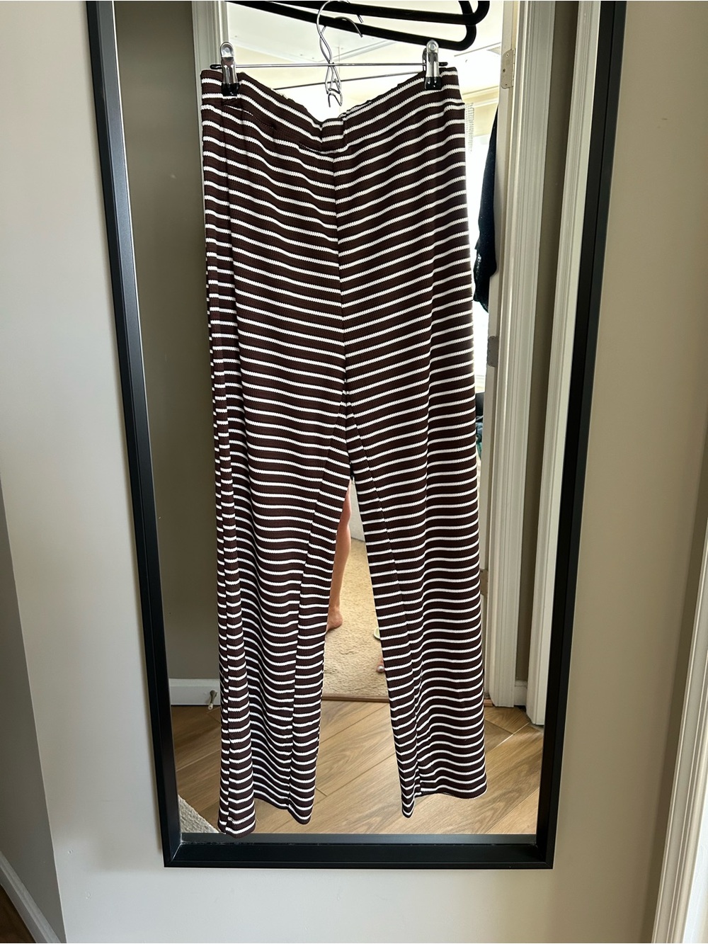 Amazon Striped Brown & Cream Wide-Leg Pants - Women's - Picture 2 of 5
